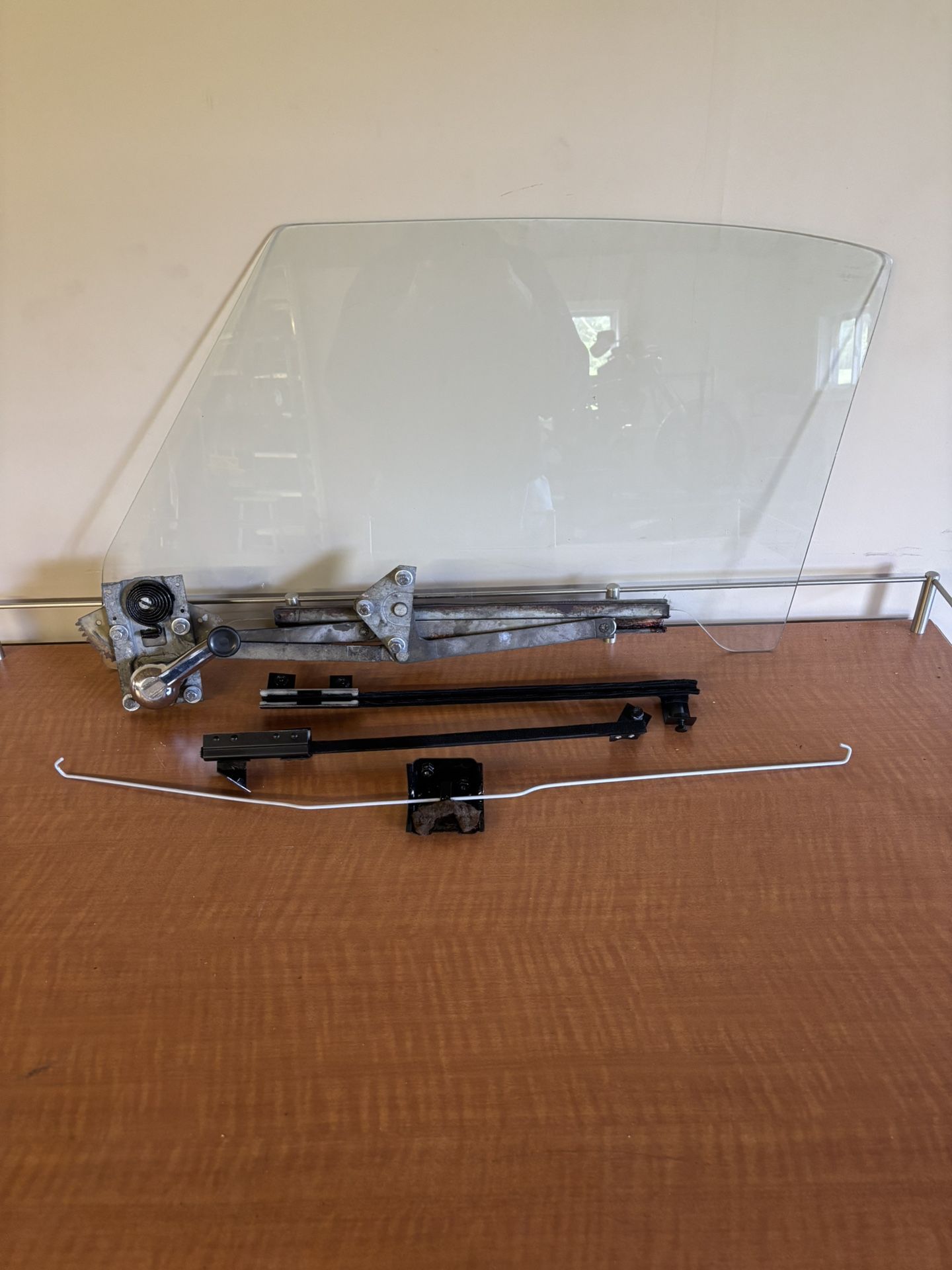 Tr Six Passenger Door, Glass Window, Regulator And Hardware