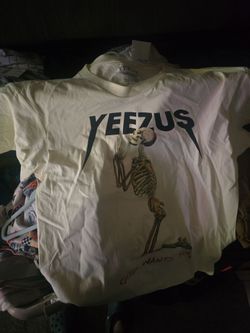 Yeezy shirts large
