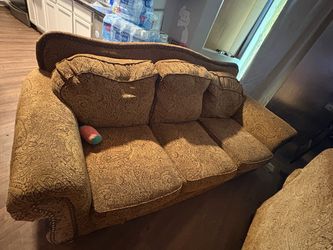 Free Couches