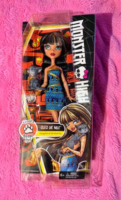 Monster High Ghoul's Beast Pet Cleo de Nile Doll Brand New