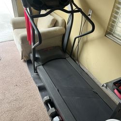 Life Fitness Treadmill