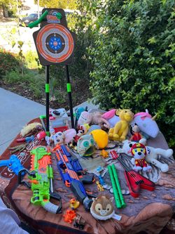 Toy bundle $10