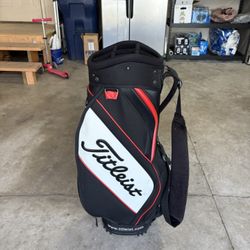 Titleist Golf Bags