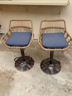 Wicker Bar Stools with Blue Cushions – Set of 2