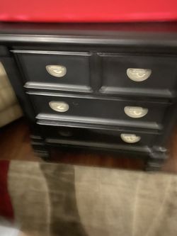 Side Dresser