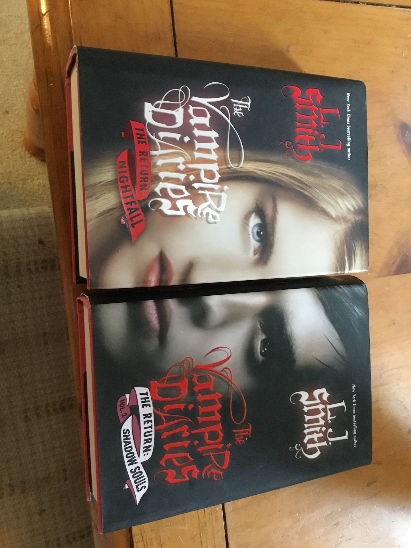 2009 & 2010 HARDCOVER BOOKS by: L.J. SMITH from the VAMPIRE DIARIES. $10 for the PAIR. EXCEL CONDITION.