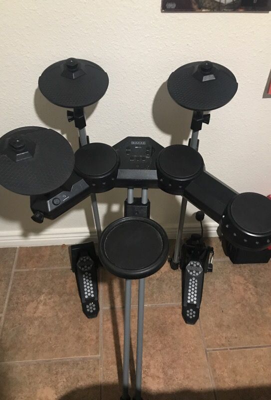 Simmons SD100 Electronic Drum Set/MIDI Controller