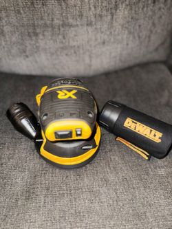 Dewalt XR sander