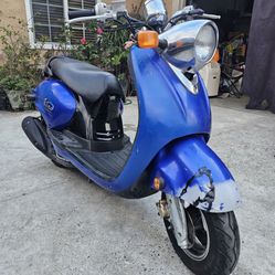 2008 Yamaha Moped