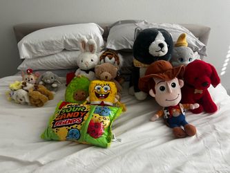 Stuffed Animals / Plushies