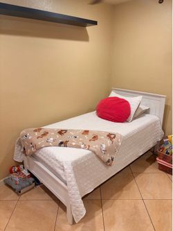 Clean Twin Sized Beds - Mattress and Frames