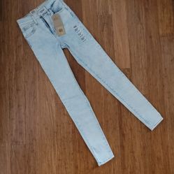 NWT Levi's High Mile Super Skinny Extra High Rise Size 00 24Wx30L 