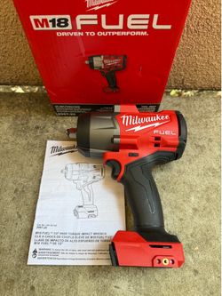 Milwaukee M18 FUEL Brushless 1/2 in. Impact Wrench with Friction Ring (Tool-Only)