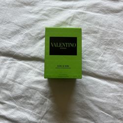Valentino Perfume