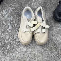 Size 10.5 New Balance