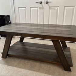 Stylish Used Cocktail Table Great Condition!