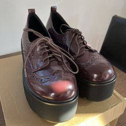 Brand New Women’s Shoes Size 9.5 OBO