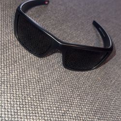 Oakley Mens Fuel Cell Wrap Polarized Sunglasses OO9096 Matte Black/Gray