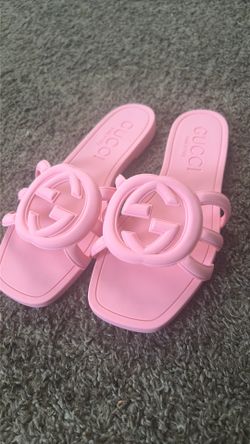 Pink Gucci, sandals