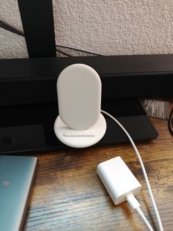 Pixel Stand wireless charger