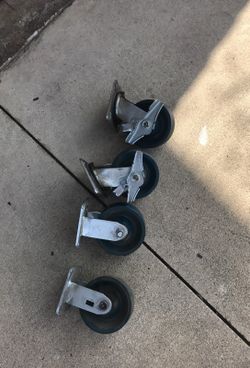Wheel cart casters