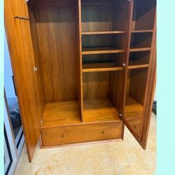 William Sonoma Furniture Organizer $900 Tax Free