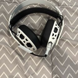 Headphones Never Used They Do Work 