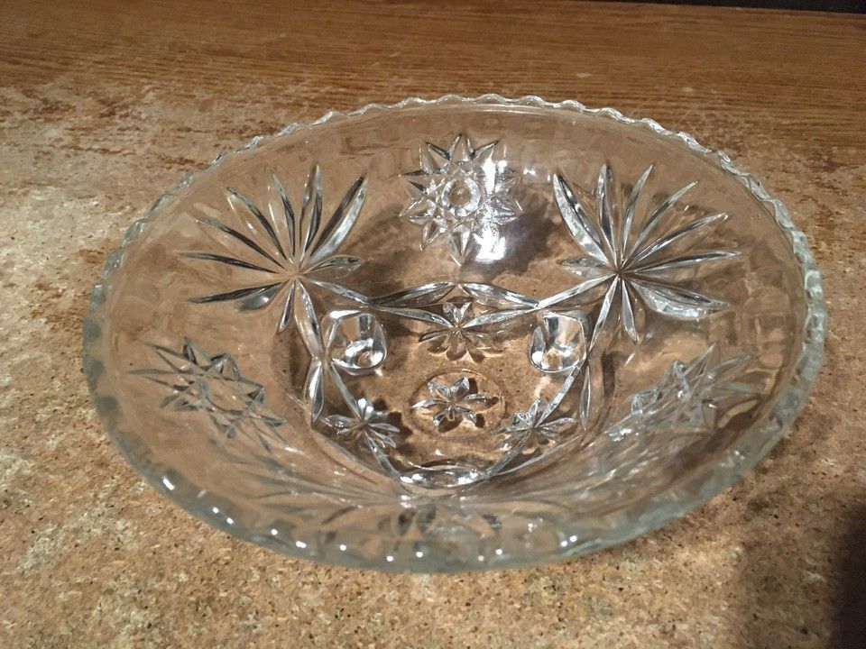 Vintage Clear Glass Footed Bowl HobStar Pattern 6.75 In