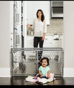 Expandable Safety Gate