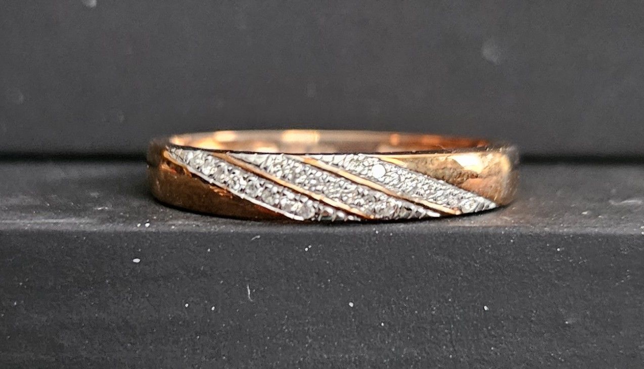 Diamond Accent Slant Wedding Band in 10K Rose Gold - size 6.5