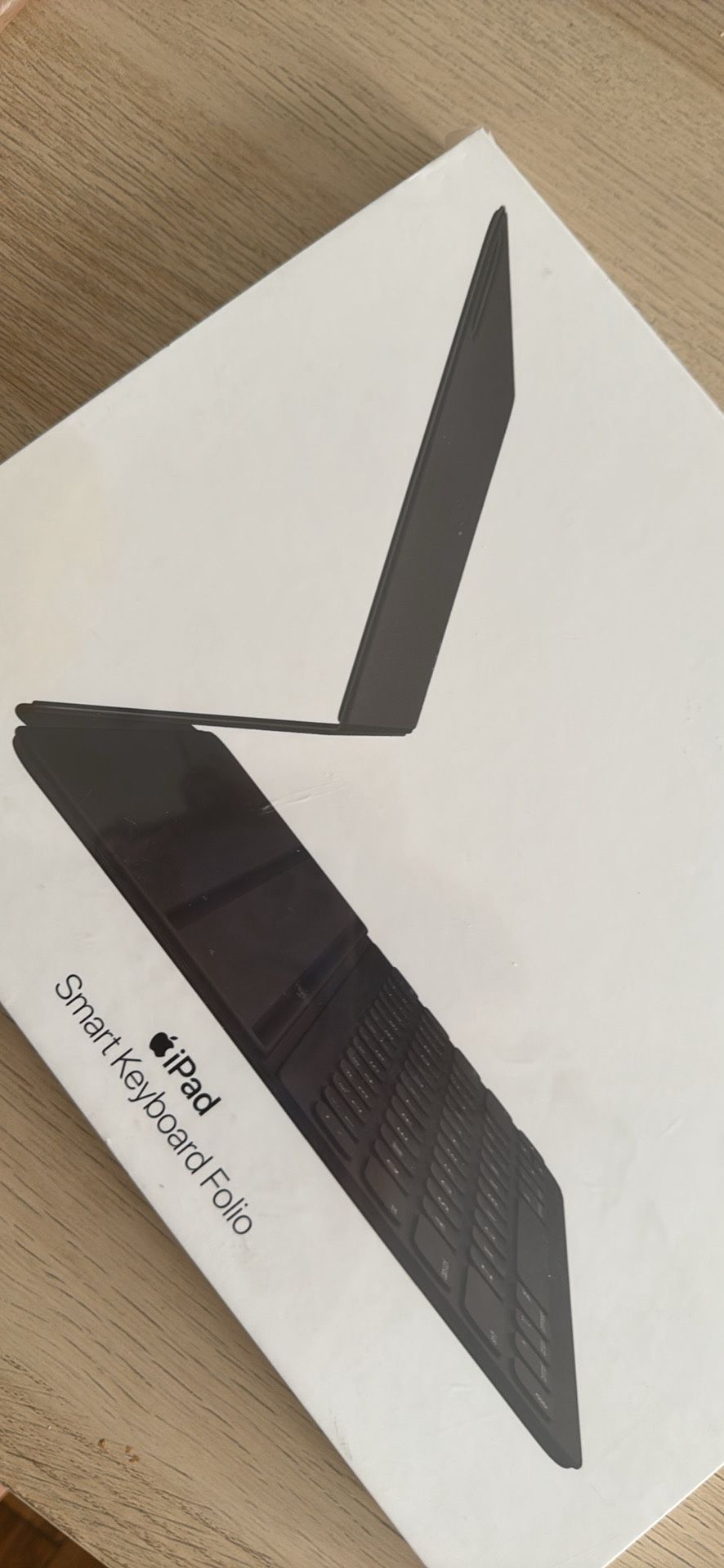 Smart iPad keyboard for (iPad pro 12.9)