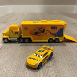 Disney Pixar Cars 3 Dinoco Cruz Ramirez & Yellow Mack Hauler Set #51