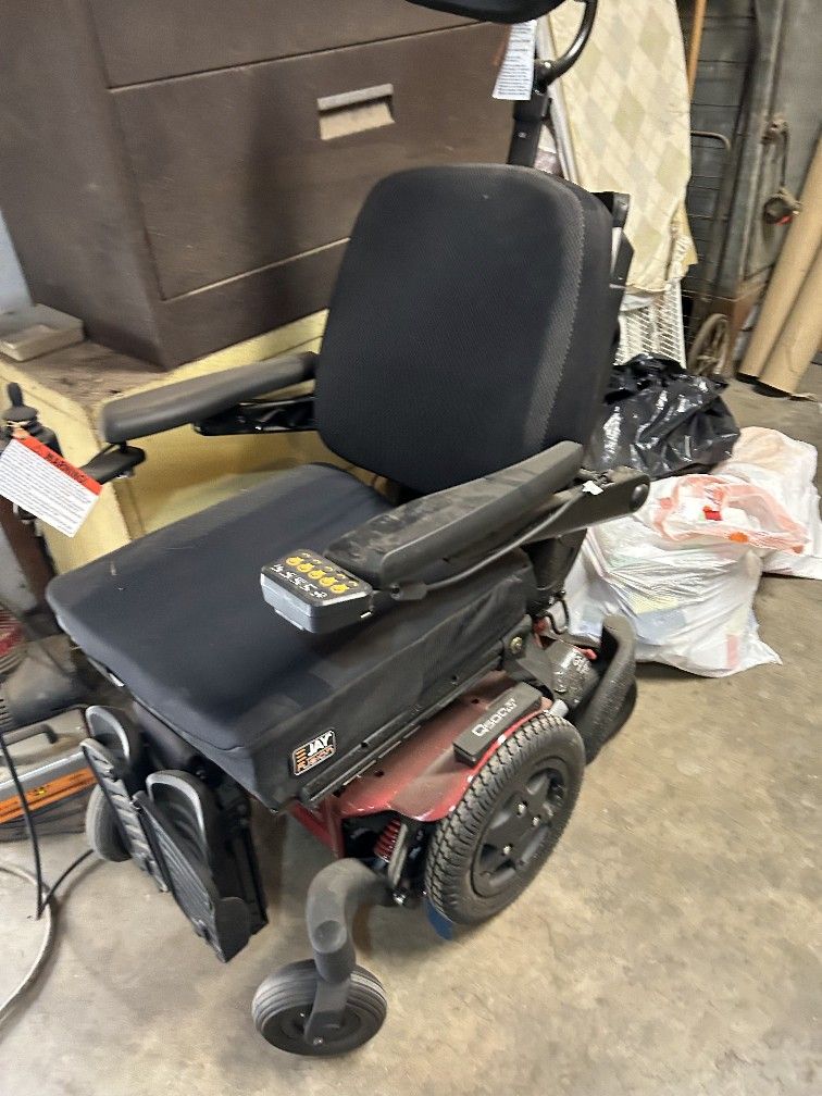 Electric Wheelchair