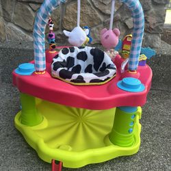Baby Activity Center - Evenflo Exersaucer 