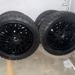 TIS Offroad 553B Gloss Black 22x10 6x135 6x5.5 -12 Venom Power Trail Hunter ATX LT33×12.50R22