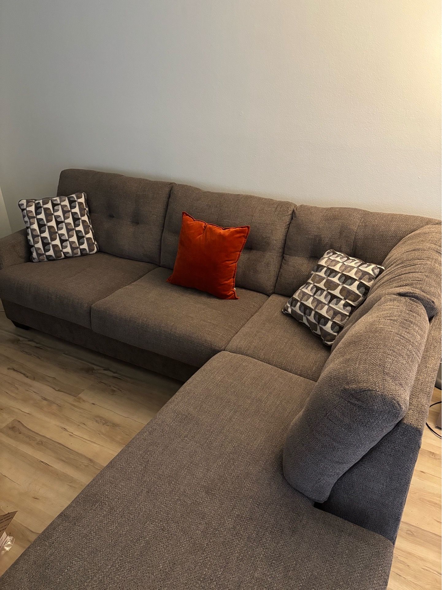 Sofa Sectional with Chaise