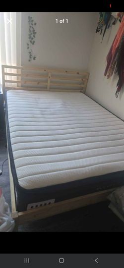 Memory foam mattress and bedframe