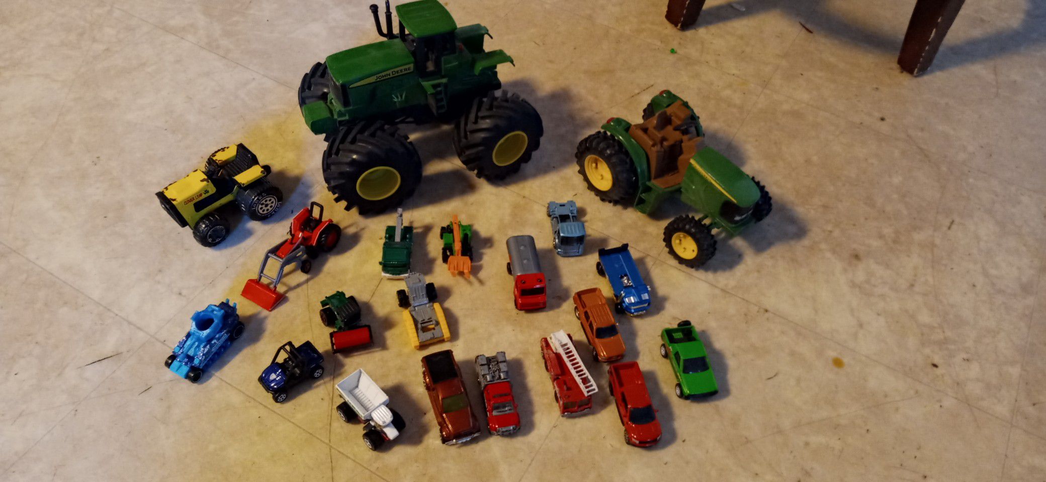 John Deere tractors & matchbox tractors & trucks