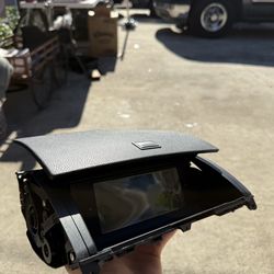 OEM Mercedes Benz C300 Multimedia Navigation Display Screen