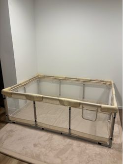 Baby play pen