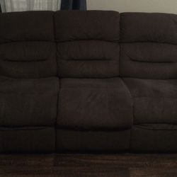 Reclinable Sofas FREE