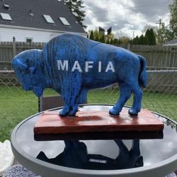 Bill ‘S Mafia Buffalo Sculpture