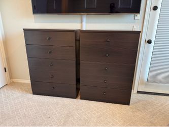 Two Matching Dresser Chest 5 Drawers Oak Walnut