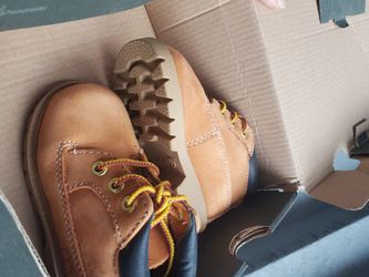 Baby Toddler Timberland Size 4
