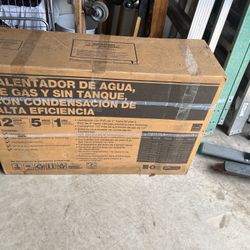 NEW RHEEM Prestige 9.9 GPM Natural Gas High Efficiency Combi Boiler 199000 BTU