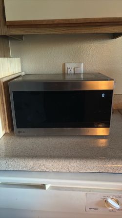 LG Stainless Steel Countertop Microwave