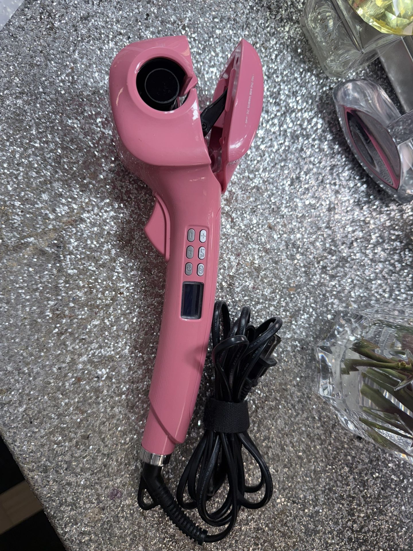 Curling  With Ceramic Curler