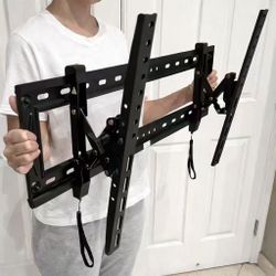 New In Box 50 To 90 Inch Extend Out Tilt TV Television Wall Mount Bracket Stand With Mounting Hardwares 