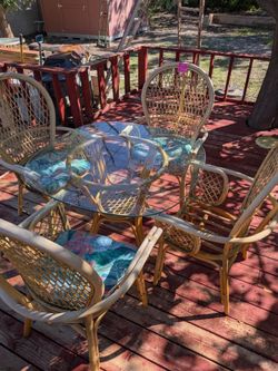 Beautiful vintage bamboo patio set with glass top
