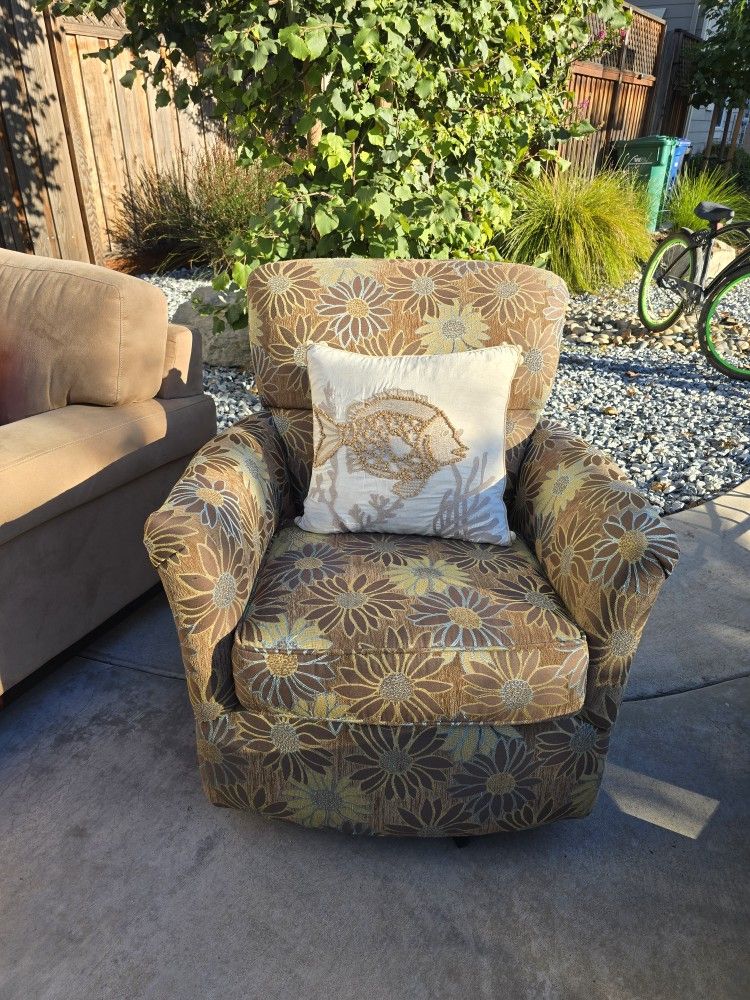 Floral Accent Swivel Rocking Chair with Accent Pillow